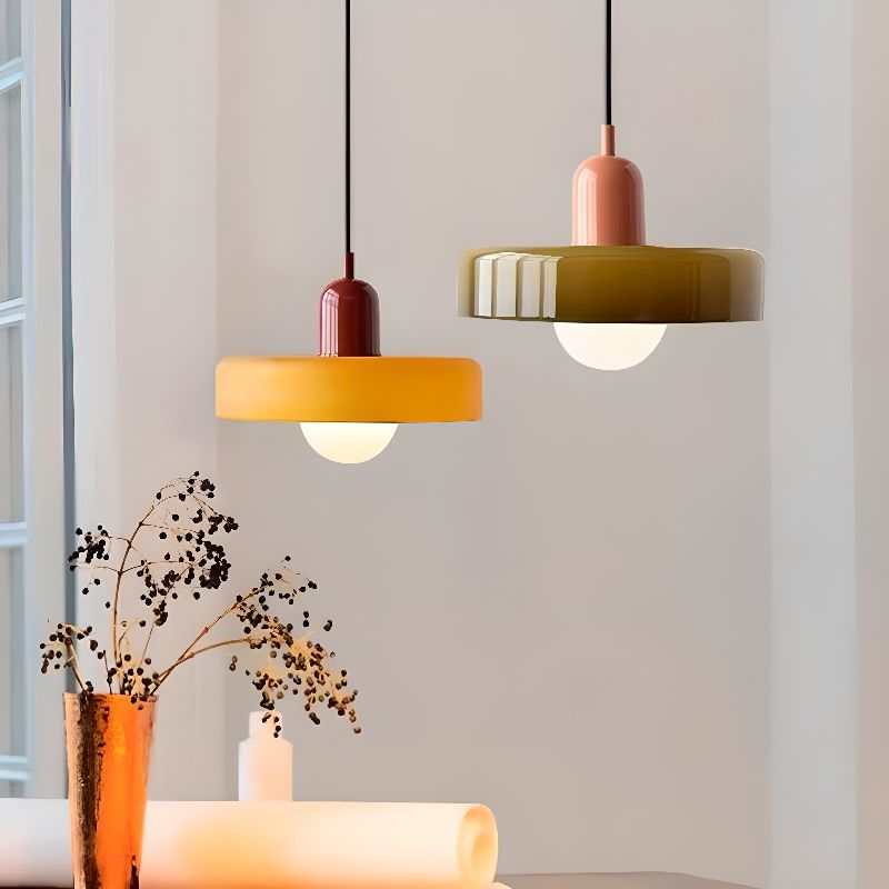 Glass pendant lighting with customizable hanging length in contemporary design, featuring vibrant color options. Ideal for living rooms, dining areas, and commercial spaces.