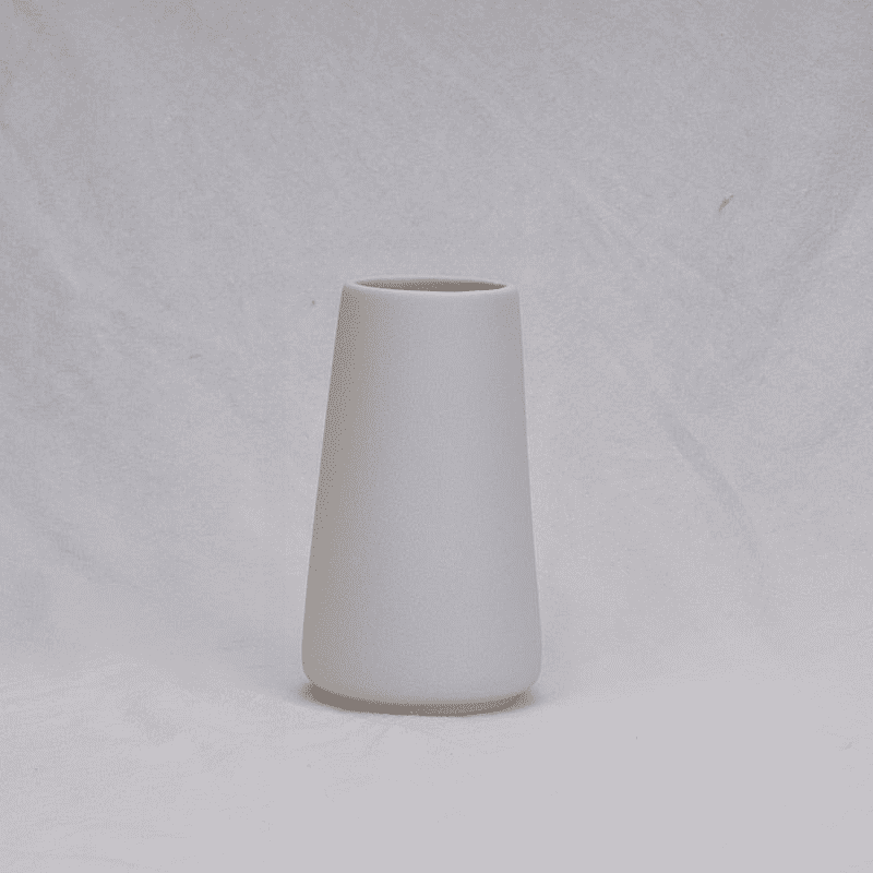 Elegant Ceramic Vase | Inspiring Home Decor - Orangme