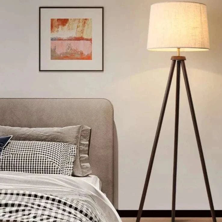 Mid-Century Tripod Floor Lamp | Timeless Charm