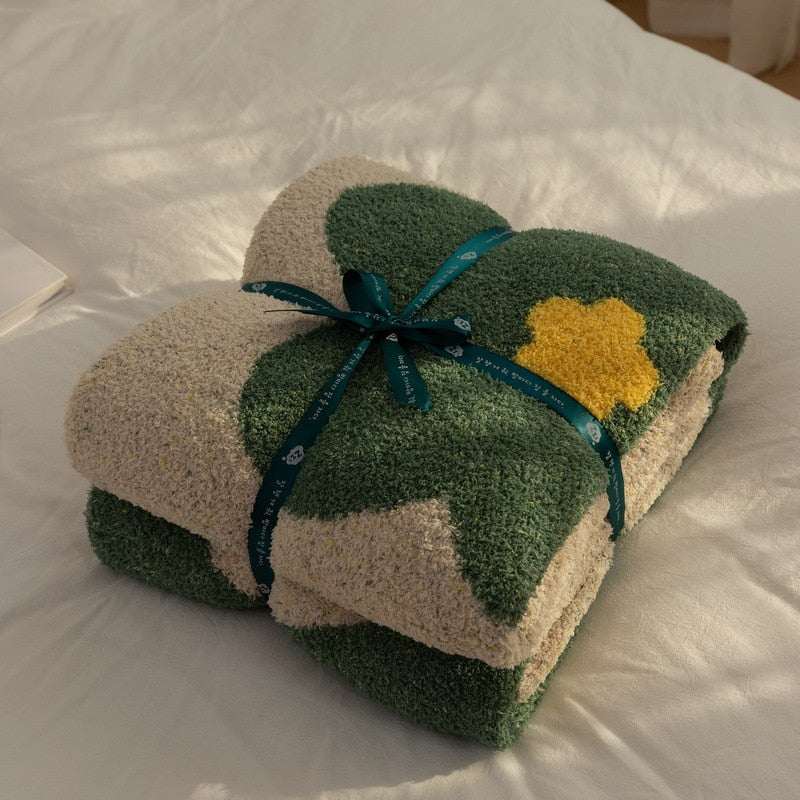 Green Throw Blanket - Orangme