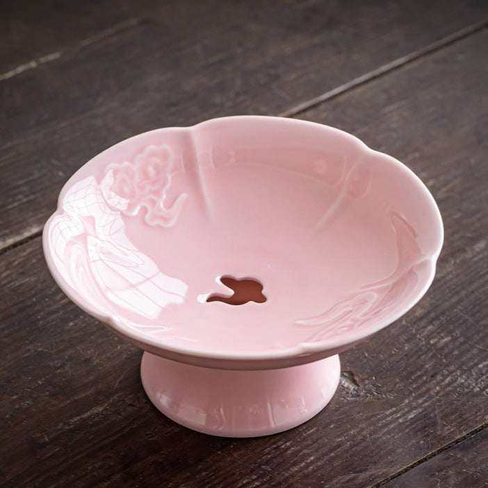 Sakura Pink Fruit Plate - orangme.com