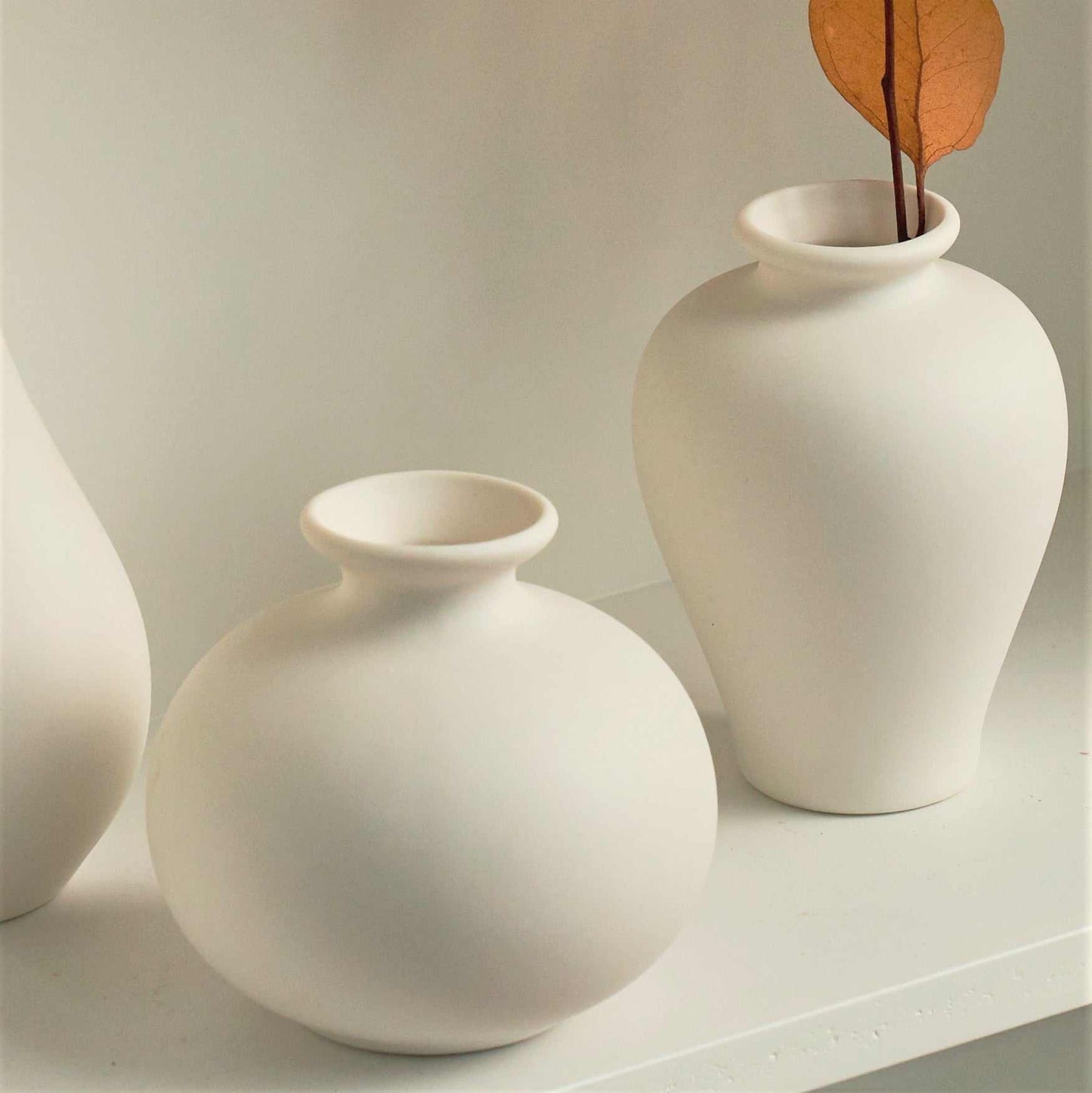 Set of 5 White Vases – Pure Handmade Ceramic & Porcelain Collection - Orangme