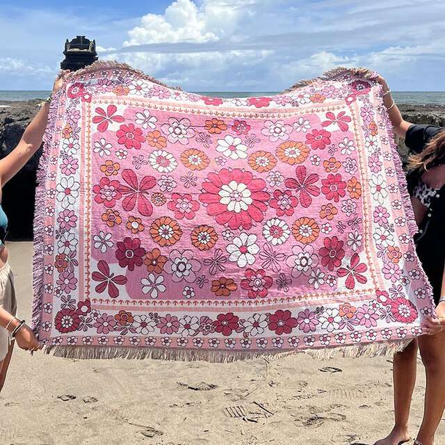 Versatile Beach Blanket – Linen/Cotton, Machine Washable - Orangme