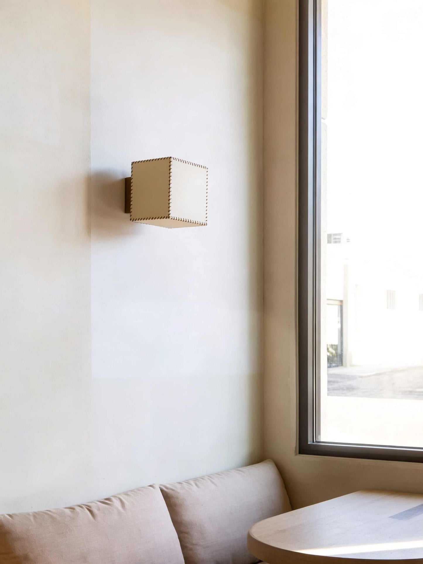 Square Modern Minimalist Wall Sconce – Living Room & Bedroom Background Wall