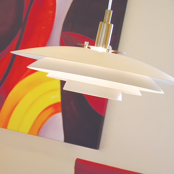 Illuminate Your Space: Stylish Kitchen Pendant Lighting - Orangme