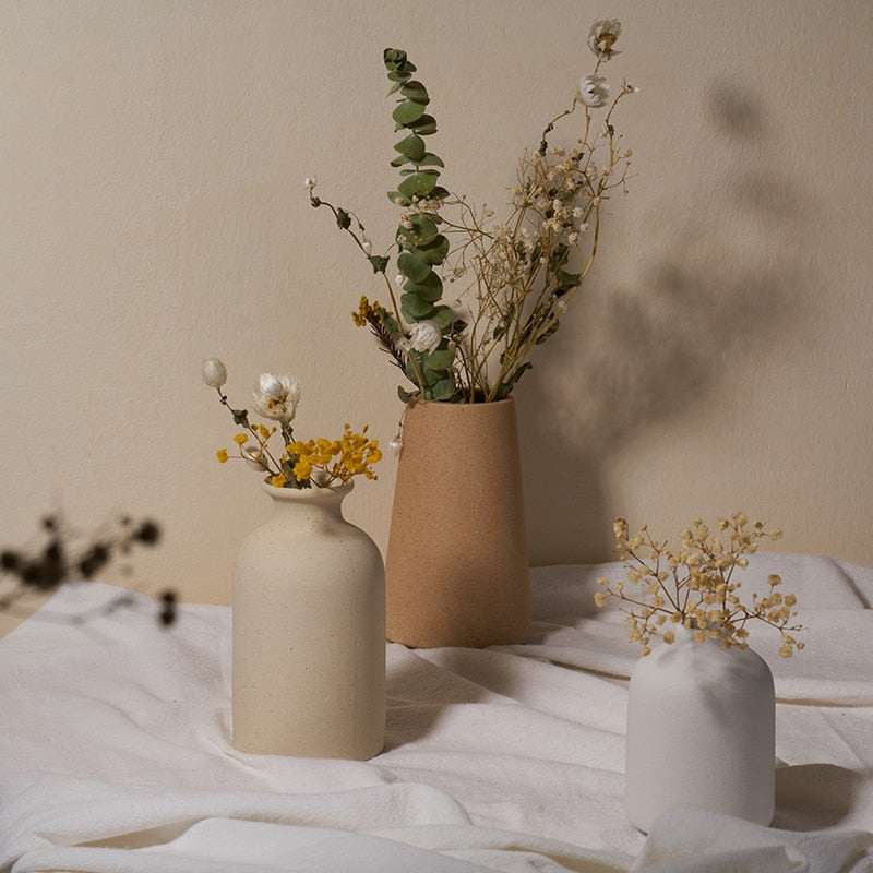 Elegant Ceramic Vase - orangme.com