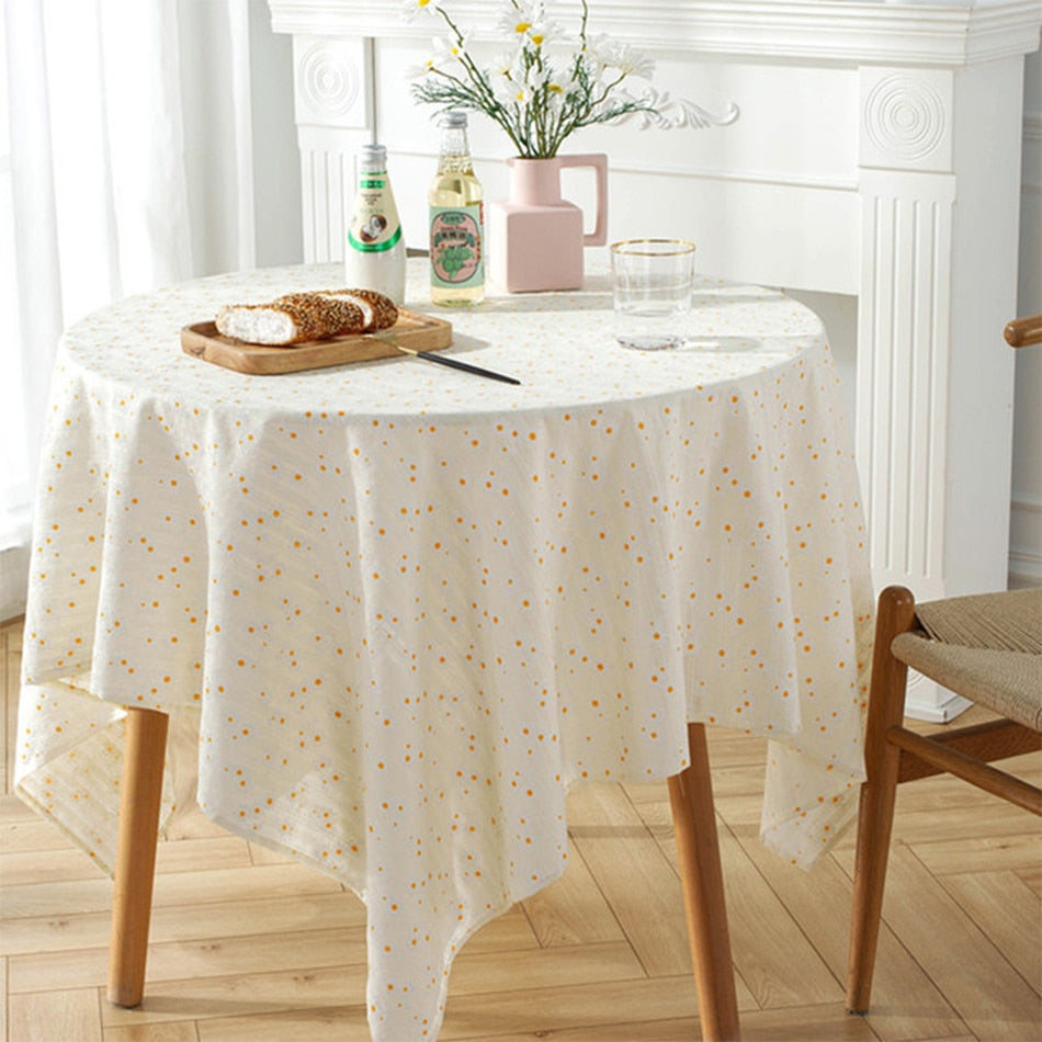 Oval Tablecloth - Floral White & Golden Daisy with Tassels - orangme.com