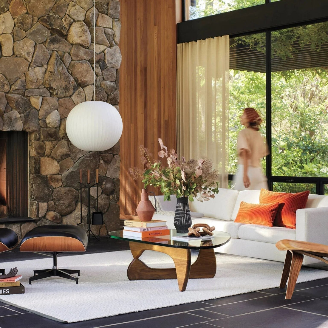 The Noguchi Coffee Table: Where Sculpture Meets the Living Room