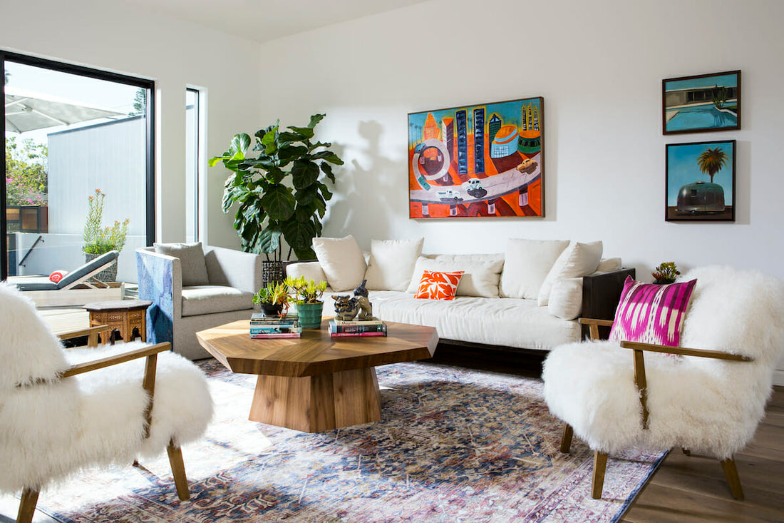How Can I Decorate My Living Room on a Budget: Easy Stylish Ideas
