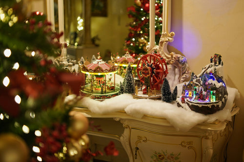 Holiday Glow: How to Use Lighting to Transform Your Home for Christmas