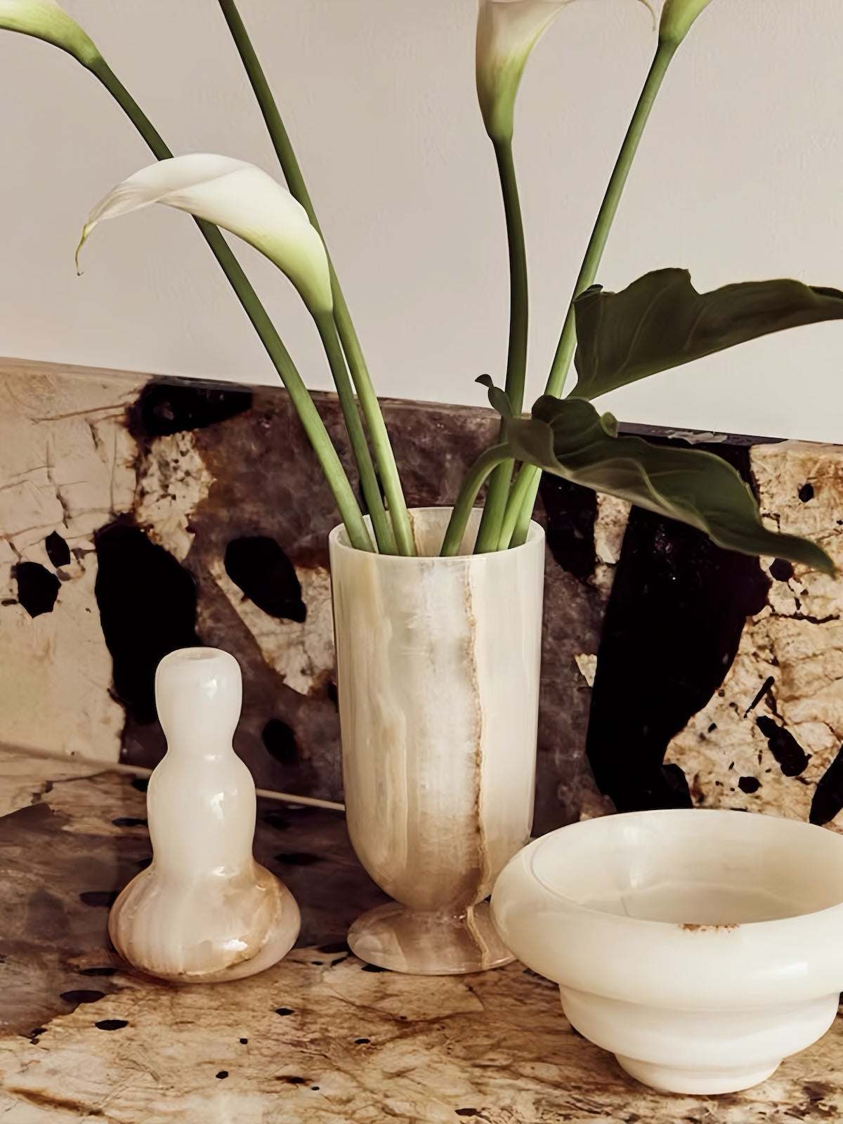 Stone Vase - Elegant Wabi Sabi Design with Multi-Purpose Functionality