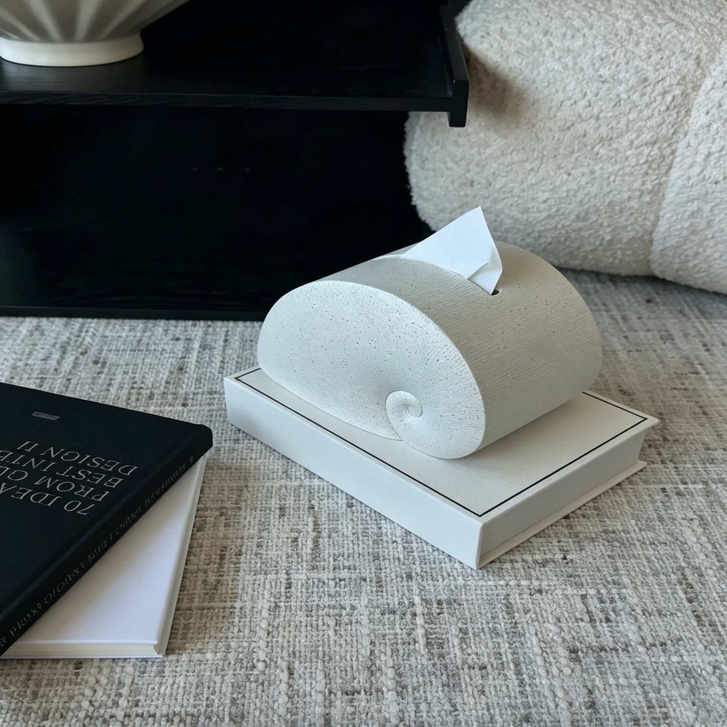 Ink-Splash Conch Tissue Box - Artistic Luxury Decorative Napkin Holder for Living Room