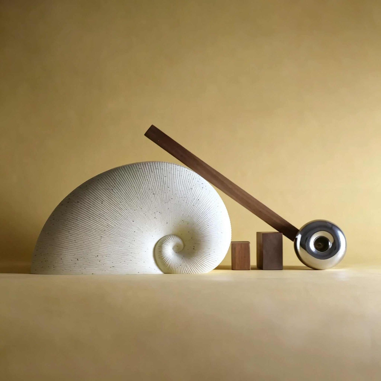 Ink-Splash Conch Tissue Box - Artistic Luxury Decorative Napkin Holder for Living Room