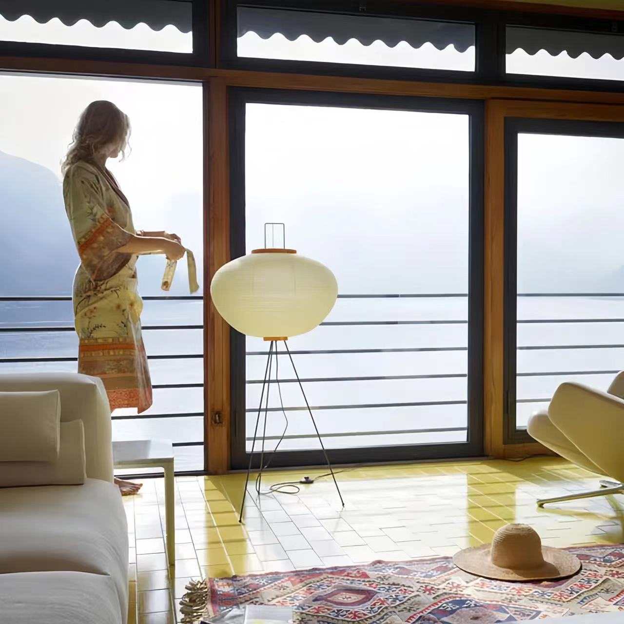 Japanese Noguchi Isamu Floor Lamp | Minimalistic Design