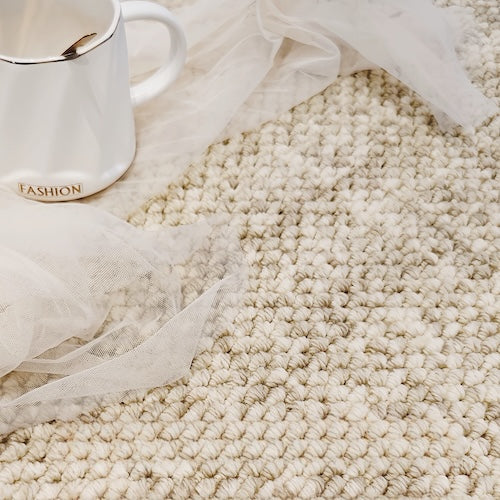 Luxurious New Zealand Wool Rug - Soft, Durable, Perfect for Living Rooms  - orangme.com
