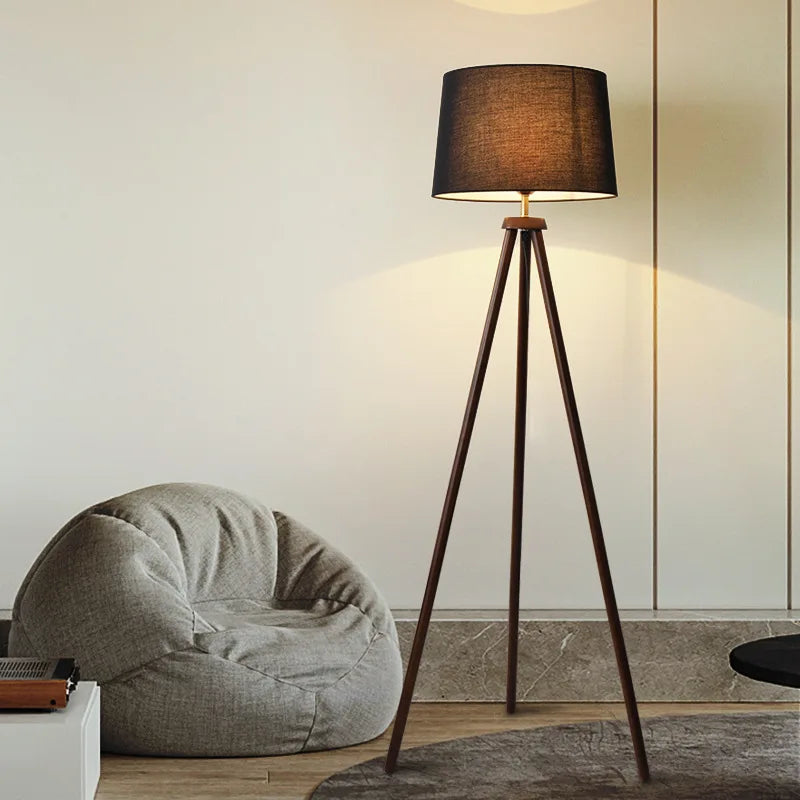 Mid-Century Tripod Floor Lamp | Timeless Charm
