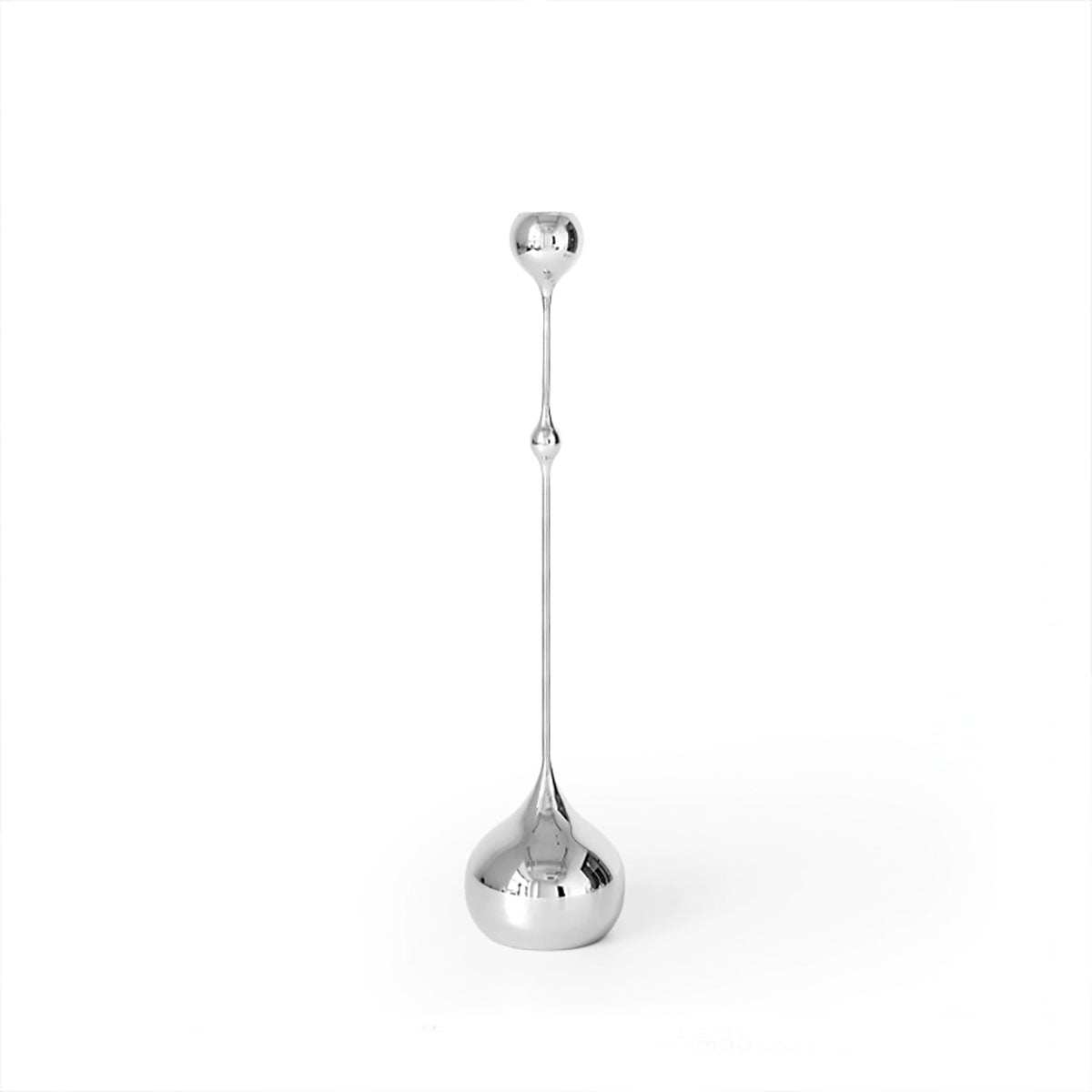 Silver Candle Holder – Elegant Luxury Decor for Stylish Spaces