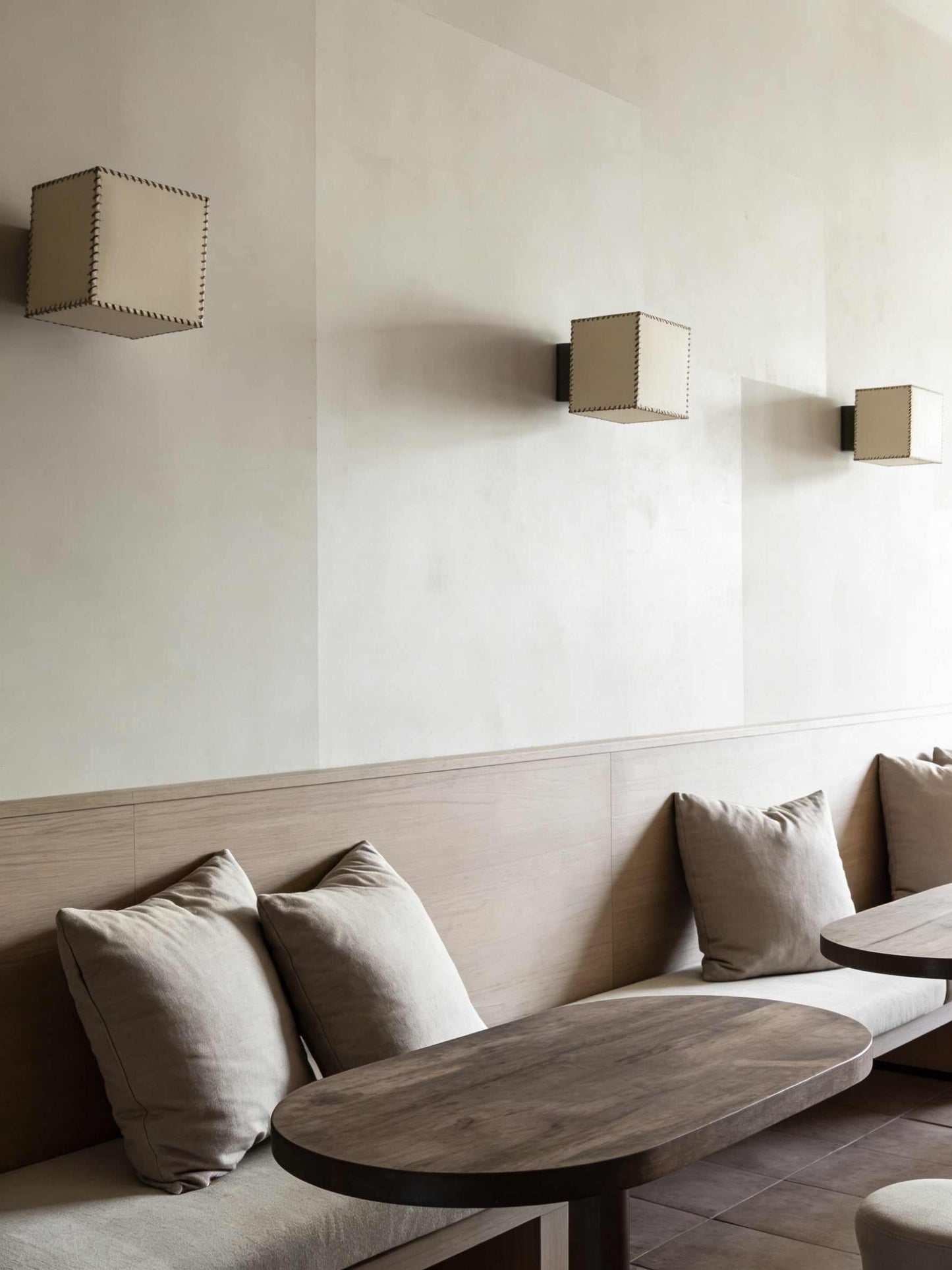 Square Modern Minimalist Wall Sconce – Living Room & Bedroom Background Wall