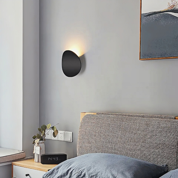 black bedside wall lamp | Illuminate in Style - orangme.com