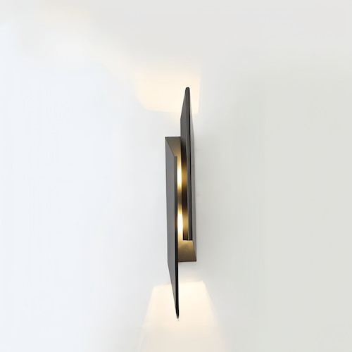 Futuristic Wall Lamp | orangme.com
