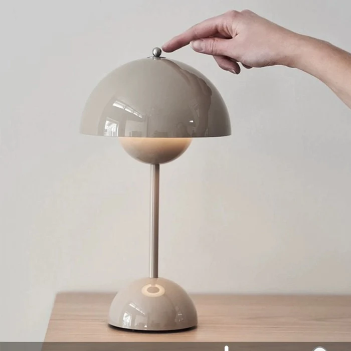 Scandi Mushroom Lamp | Flowerpot Table Lamp