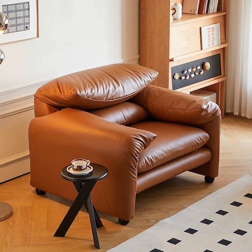 leather armchair, replica Maralunga of Cassina