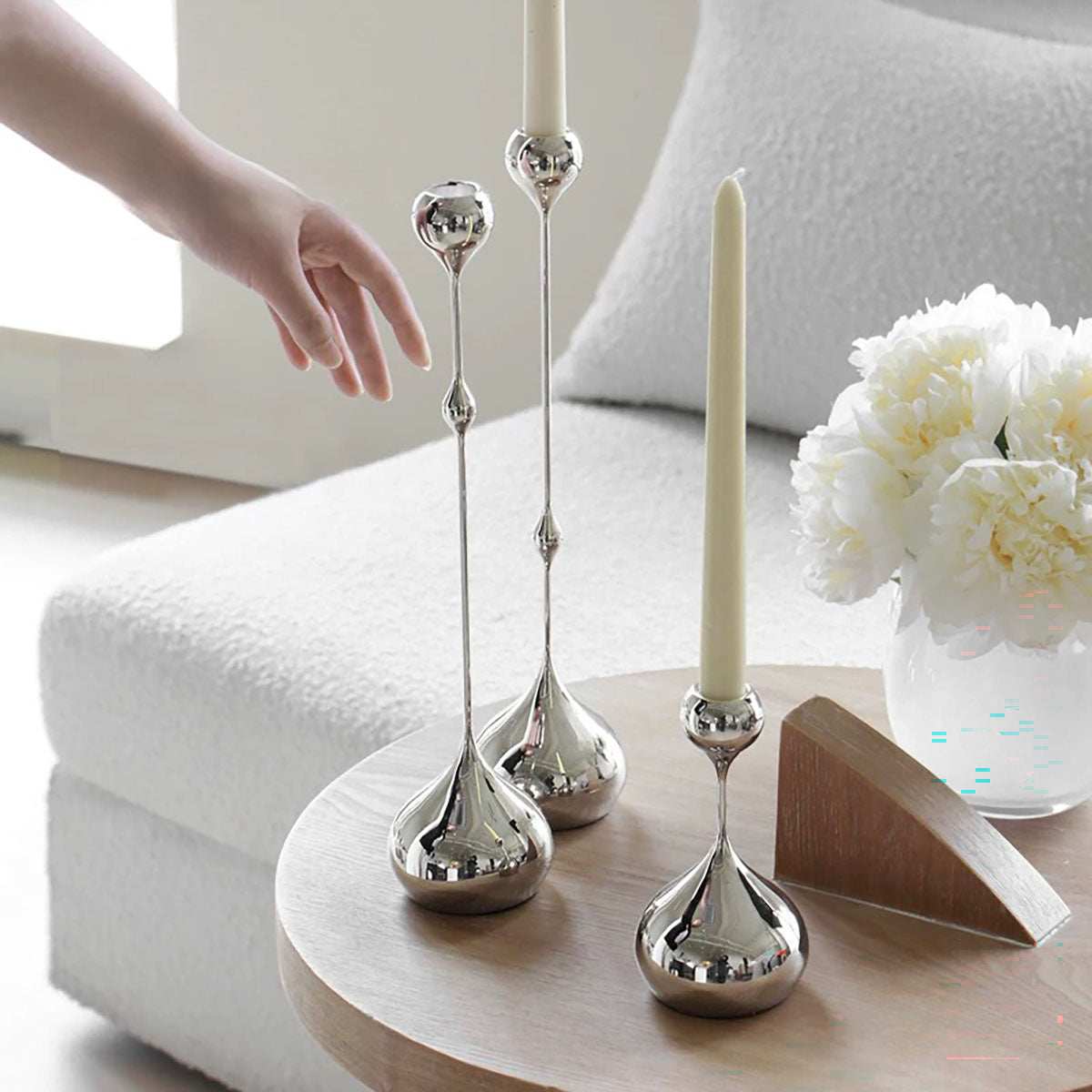 Silver Candle Holder – Elegant Luxury Decor for Stylish Spaces