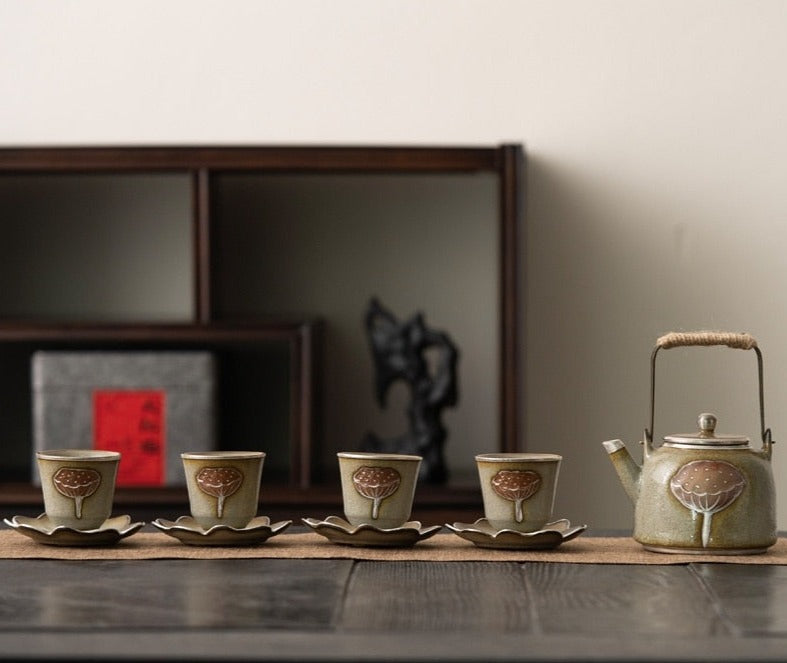 Ceramic Teapot Set.
