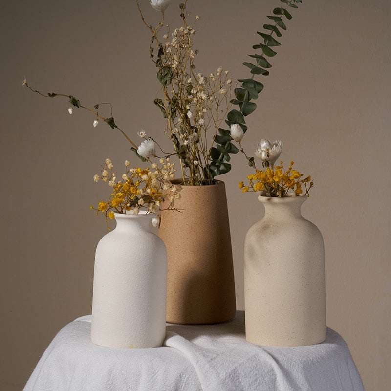 Elegant Ceramic Vase - orangme.com